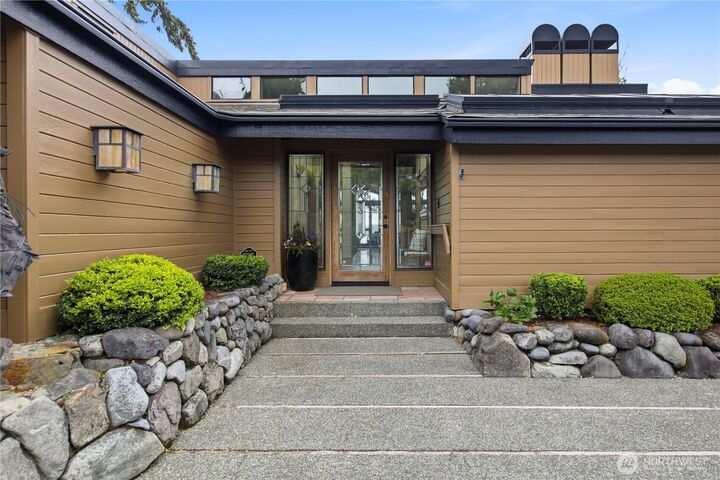 Property Photo: 5325 Illahee Lane NE WA 98516