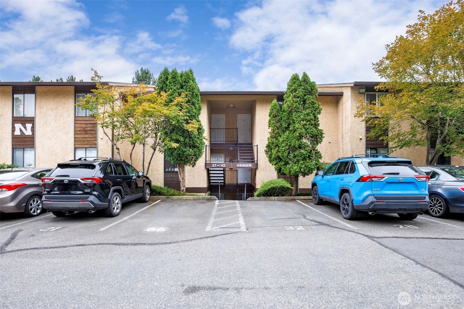 Property Photo:  14509  127th Lane NE N-39  WA 98034 