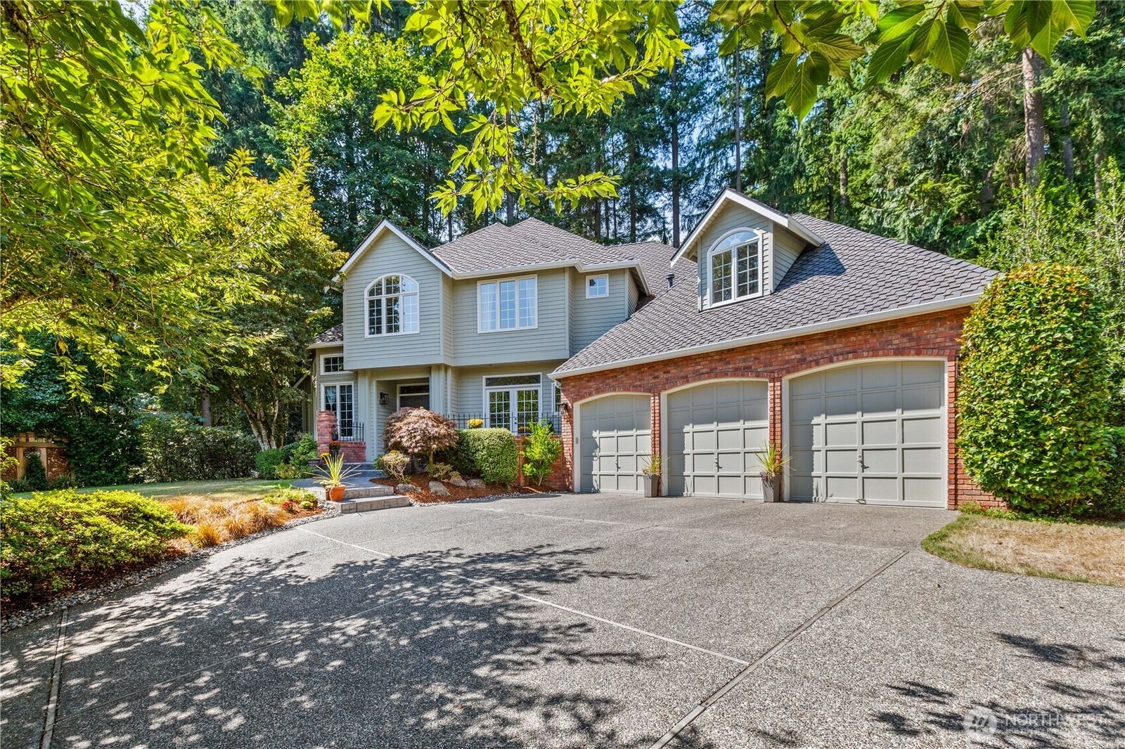 Property Photo: 15427 178th Avenue NE WA 98072