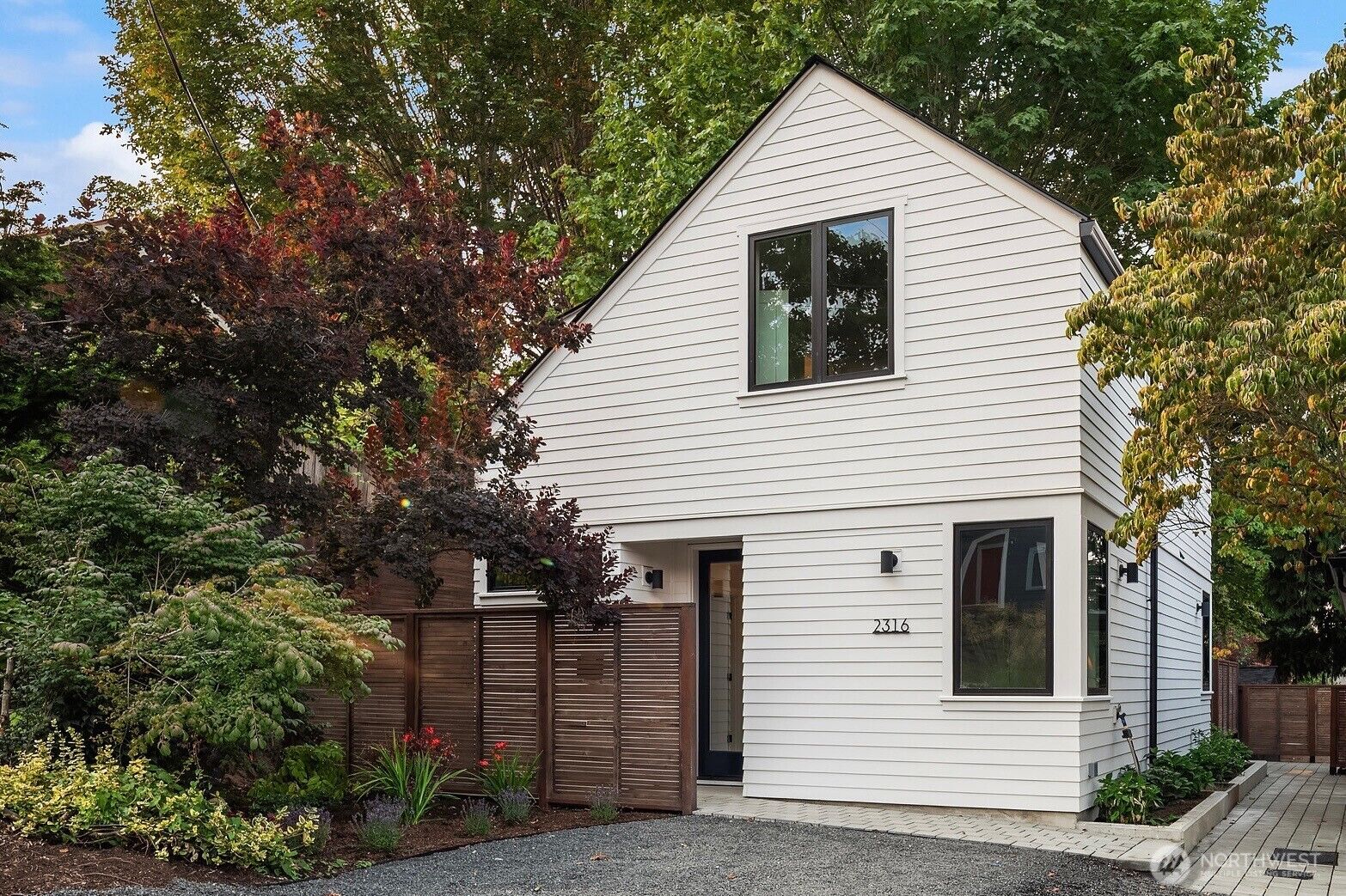 Property Photo:  2316 S Forest Street  WA 98144 