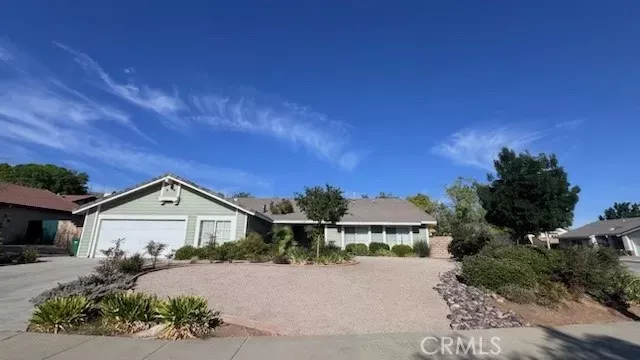 Property Photo: 41309 Crispi CA 93551
