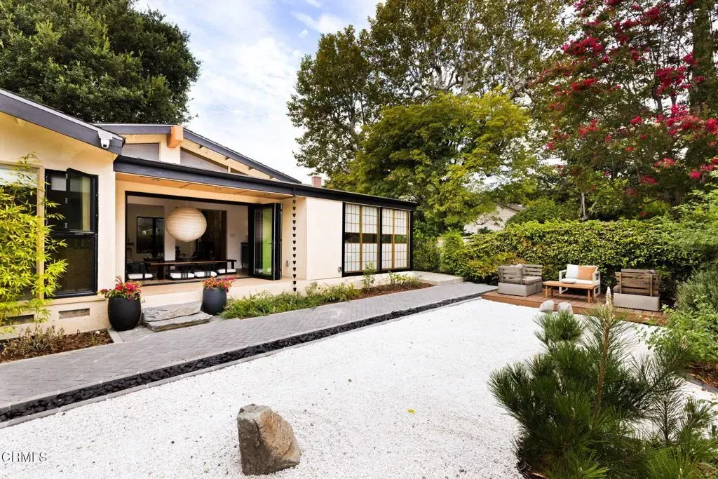 Property Photo:  1334 Sierra Madre Boulevard  CA 91108 