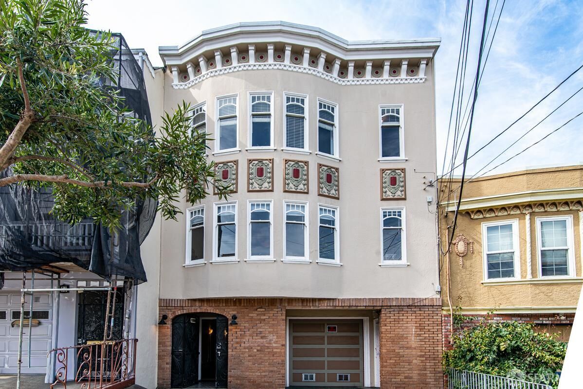 Property Photo:  1375 27th Avenue  CA 94122 