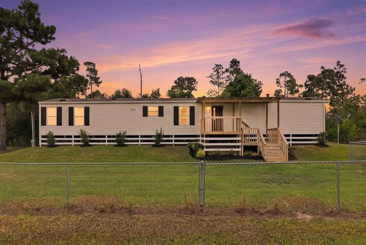 Property Photo:  9443 Nash Lane  LA 70607 