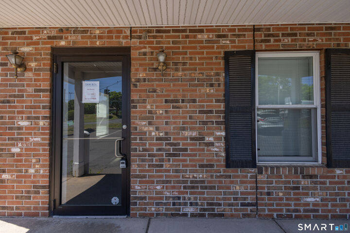 Property Photo:  244 Queen Street  CT 06489 