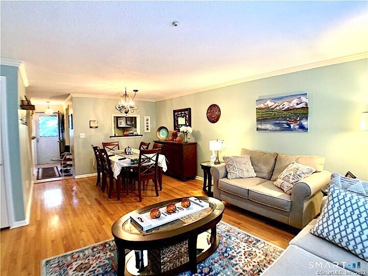Property Photo:  64 East Gate Lane  CT 06514 