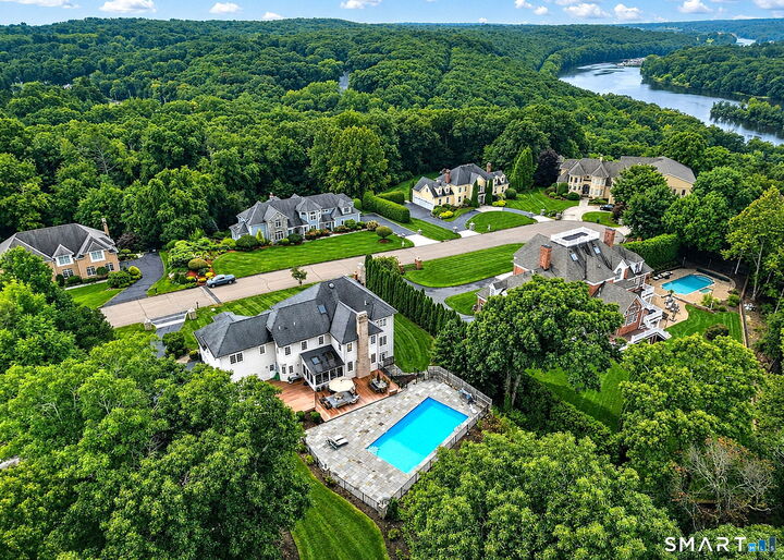 Property Photo:  914 Rainbow Trail  CT 06477 