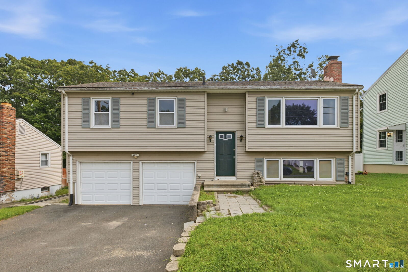 Property Photo:  54 Horseshoe Drive  CT 06706 