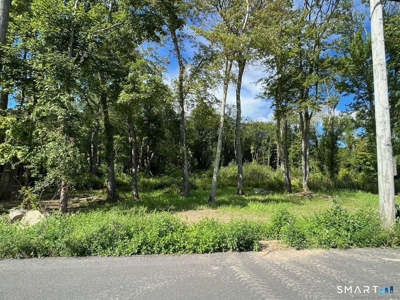 Property Photo: 26 100 Acres Road CT 06470