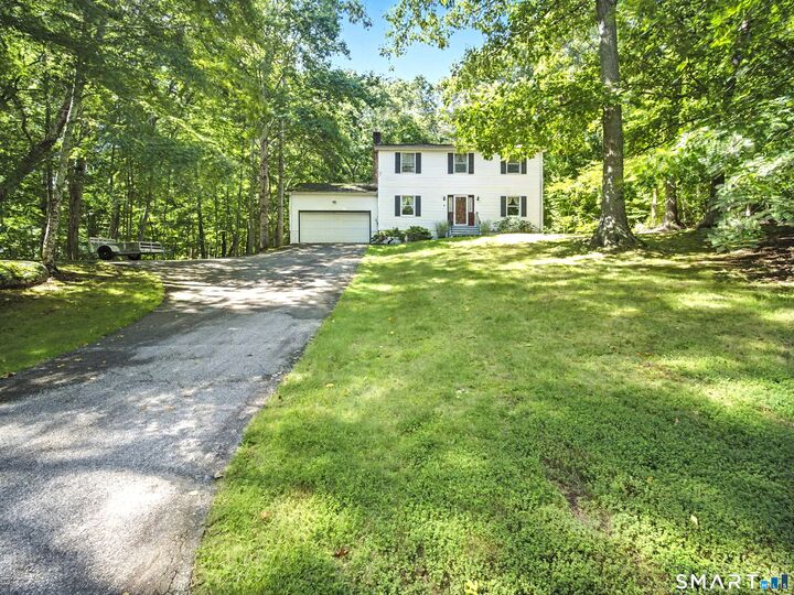 Property Photo:  2 Wood Ridge Hills Road  CT 06371 