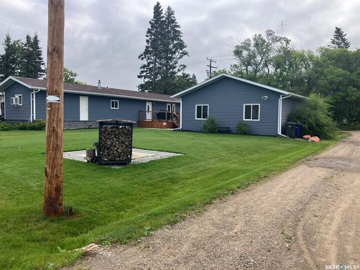 Property Photo:  108 1st Street E  SK S0J 0M0 