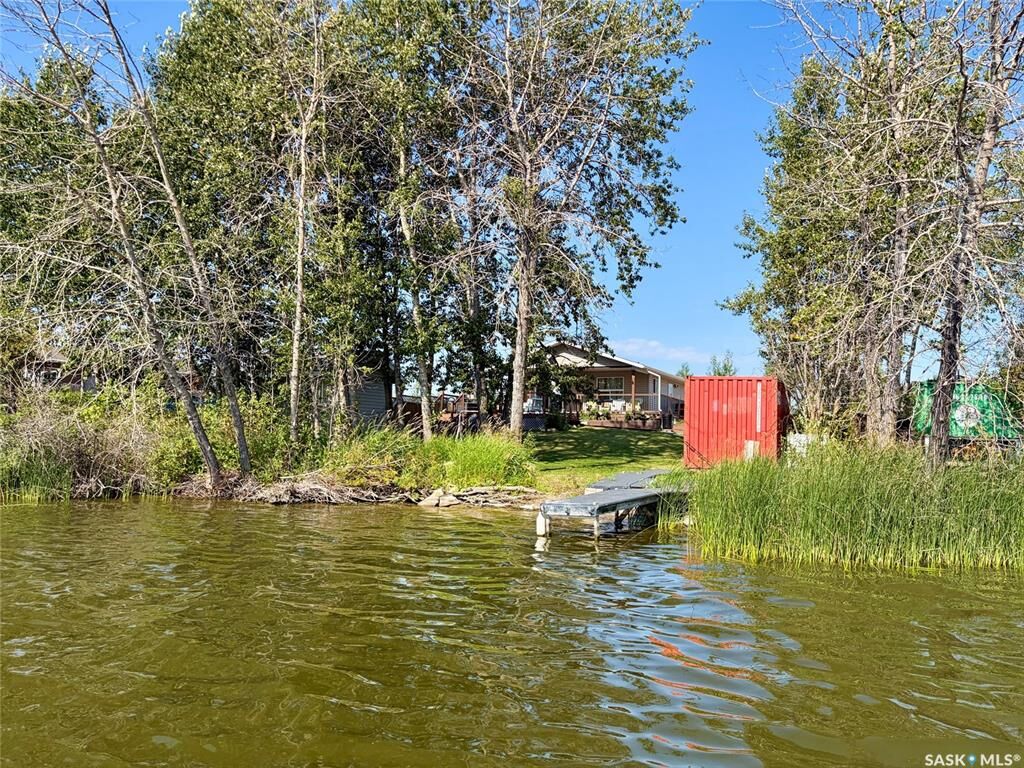 Property Photo:  2 Willow Road  SK S0K 1A0 