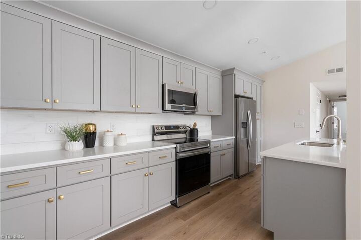 Property Photo:  3729-3D Morris Farm Drive 3D  NC 27409 