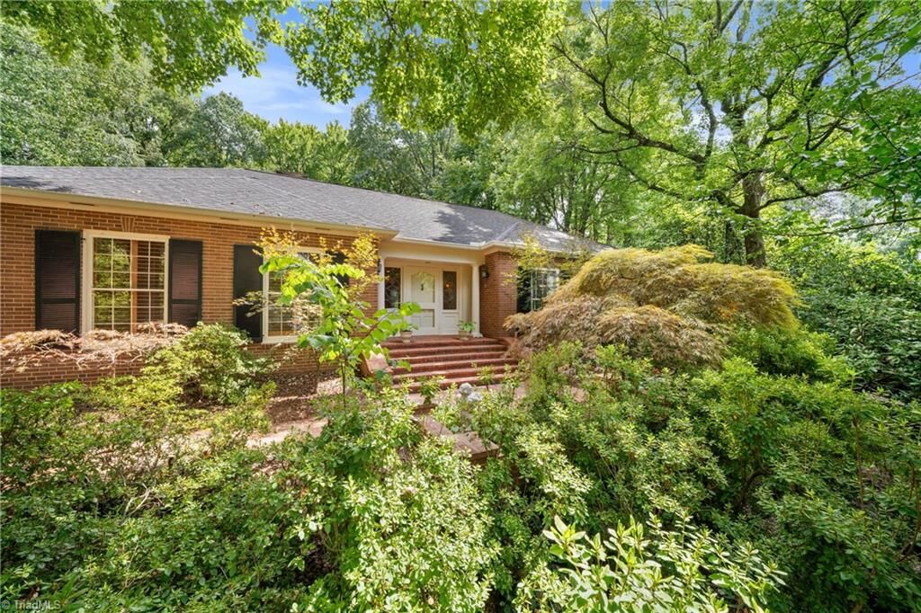 Property Photo:  2822 Lazy Lane  NC 27106 