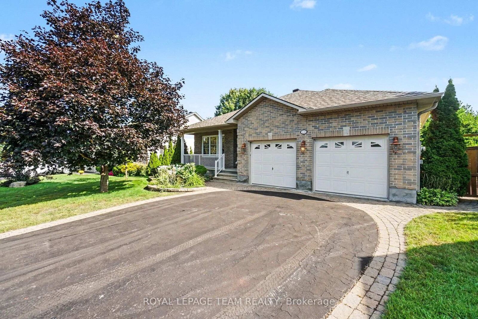Property Photo:  120 Vaughan Street  ON K0A 1A0 
