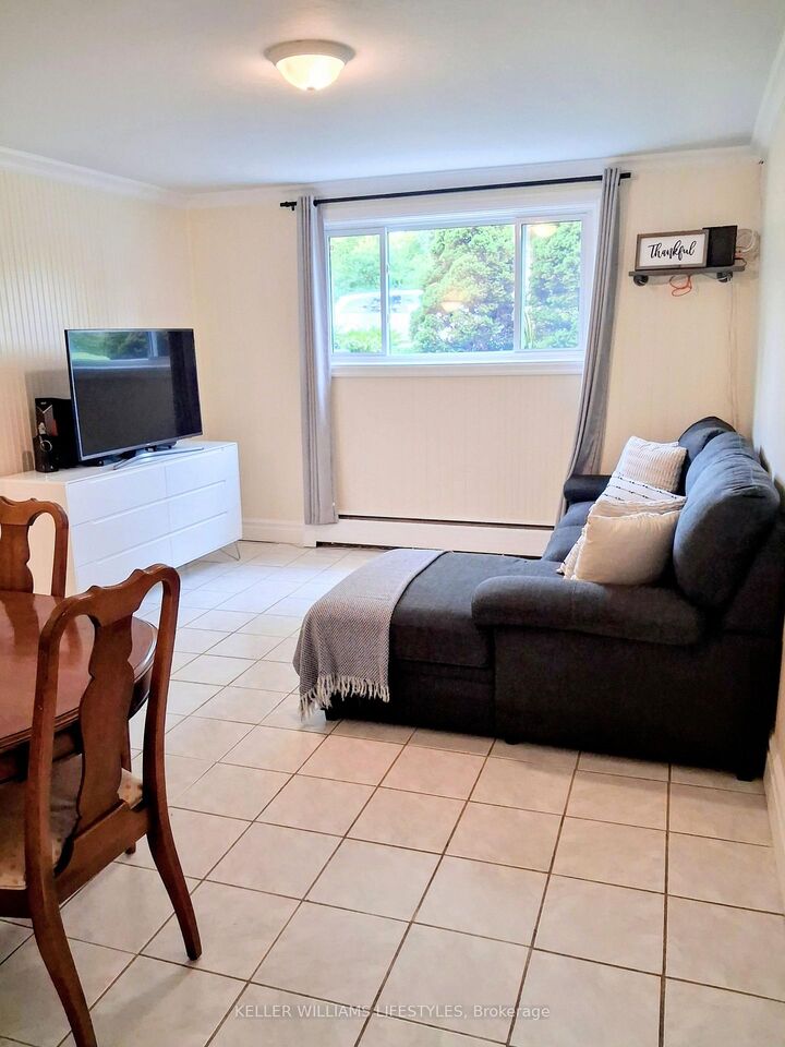 Property Photo:  318 Base Line Road W  ON N6J 1W1 