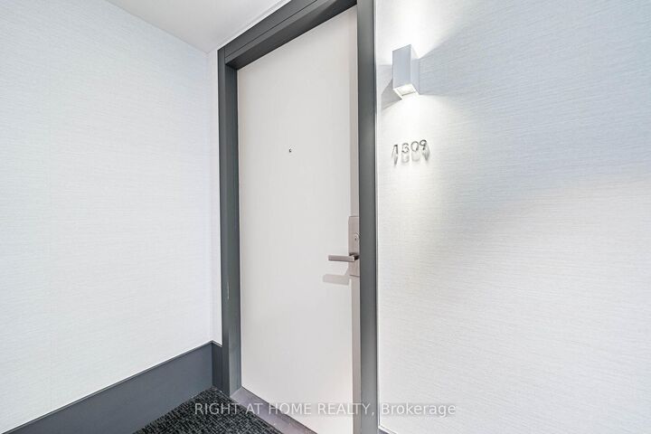 Property Photo:  30 Gibbs Road 1309  ON M9B 0E4 