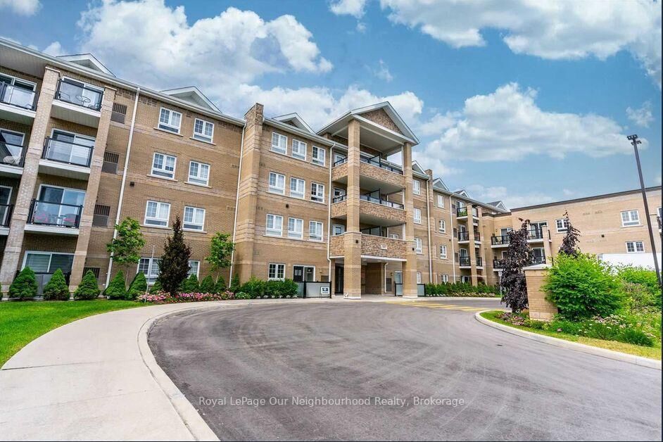 Property Photo:  481 Rupert Avenue 2105  ON L4A 1Y7 