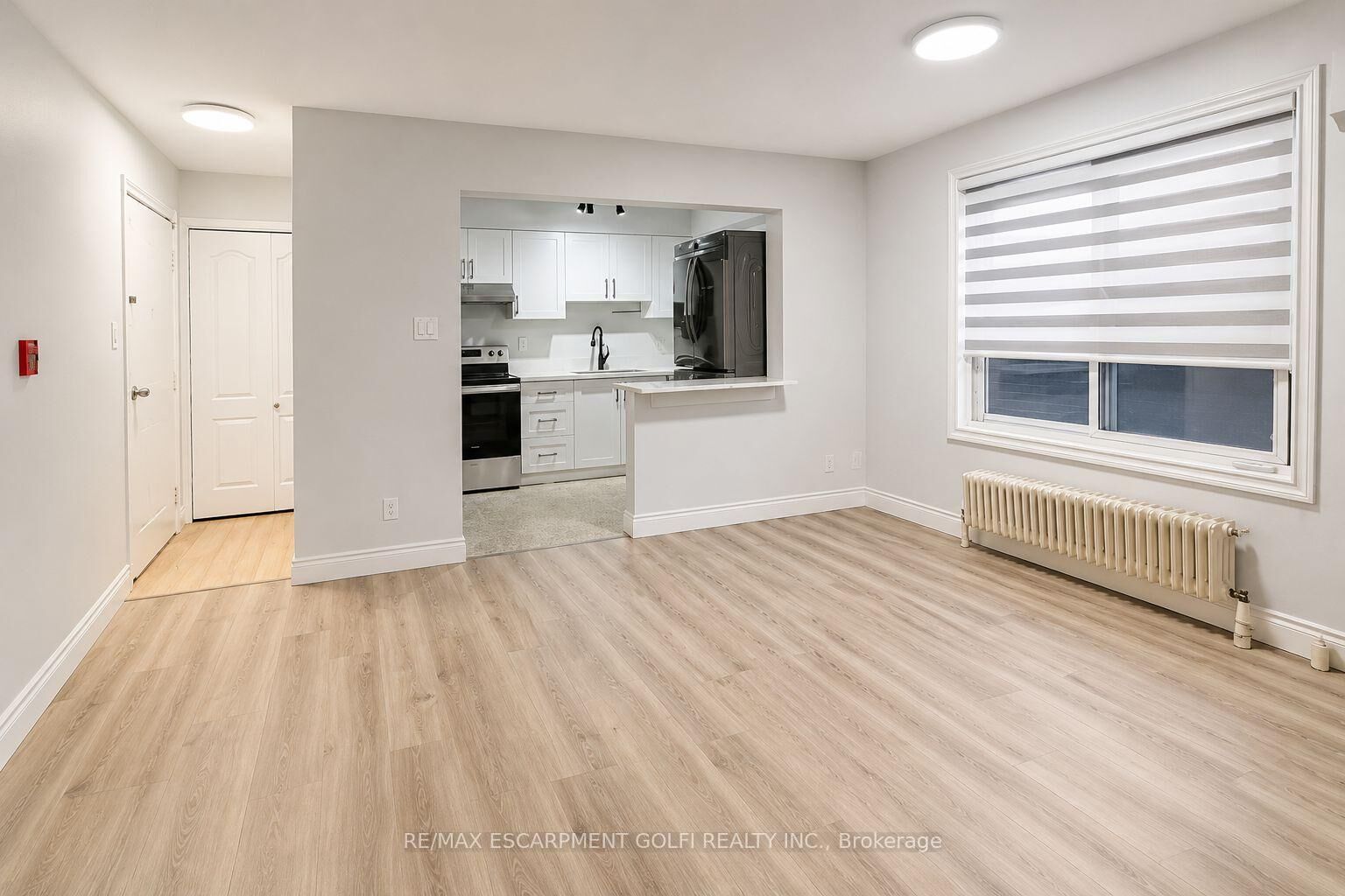 Property Photo:  2403 Lakeshore Boulevard W 2  ON M8V 1C5 