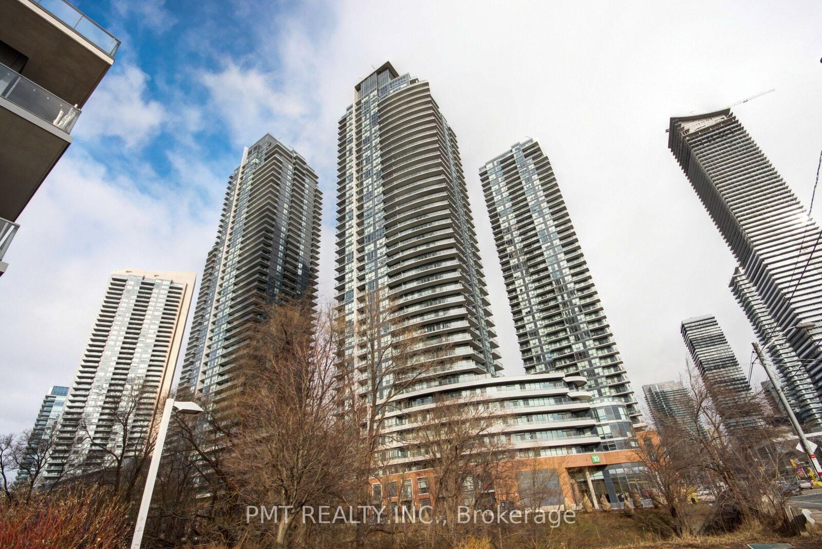 Property Photo:  2220 Lake Shore Boulevard W 3508  ON M8V 0C1 