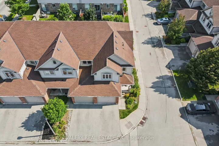 Property Photo:  355 Macalister Boulevard 26  ON N1G 0C7 