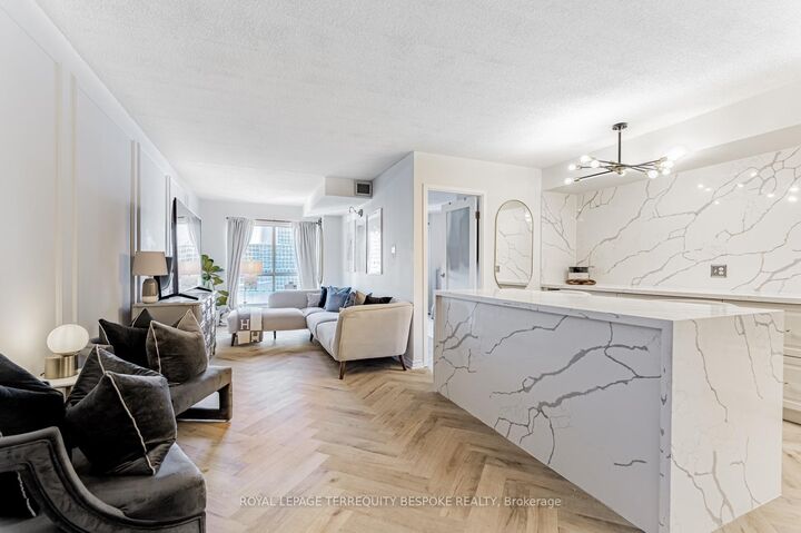 Property Photo:  25 The Esplanade N/A 1107  ON M5E 1W5 