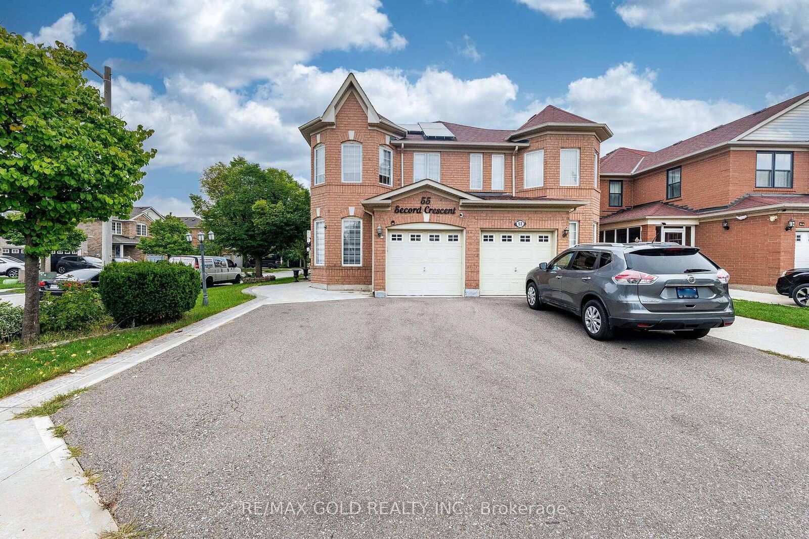Property Photo:  55 Secord Crescent  ON L6X 4Y8 