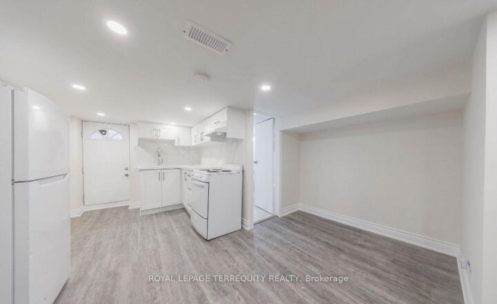 Property Photo:  185 Laughton Avenue Bsmt  ON M6N 2X6 