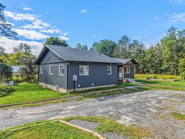 Property Photo: 400 Raymond Road ON P1L 1X4