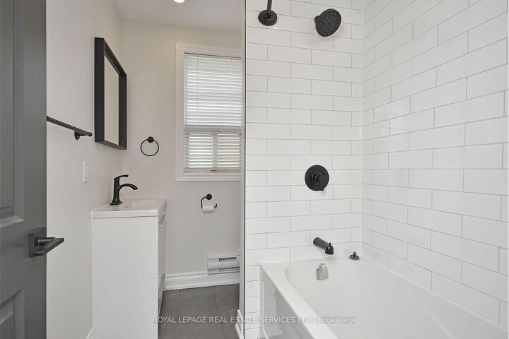 Property Photo:  47 Emerald Street N  ON L8L 5K2 