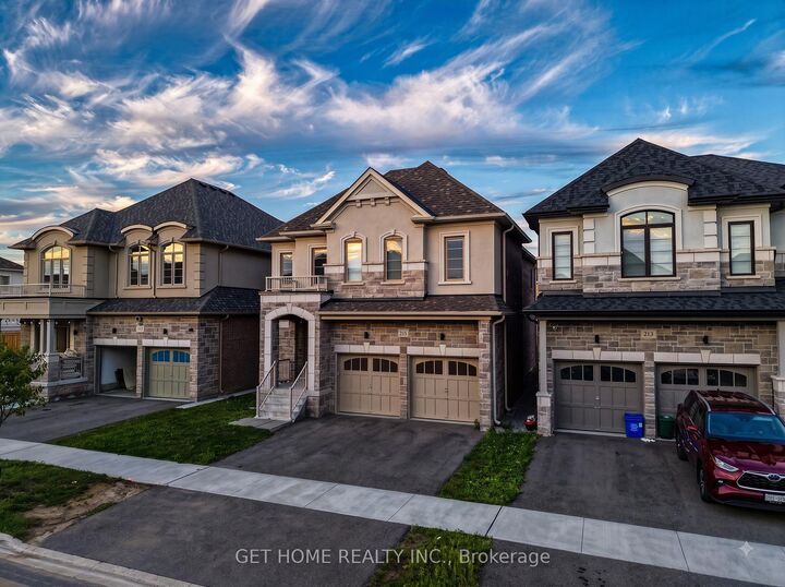 Property Photo:  215 Ronald Gustcott Drive  ON L1K 3G3 