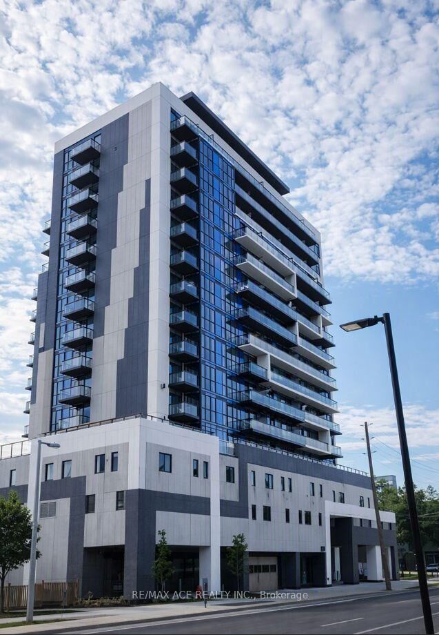 Property Photo:  128 King Street N 1610  ON N2J 0E8 