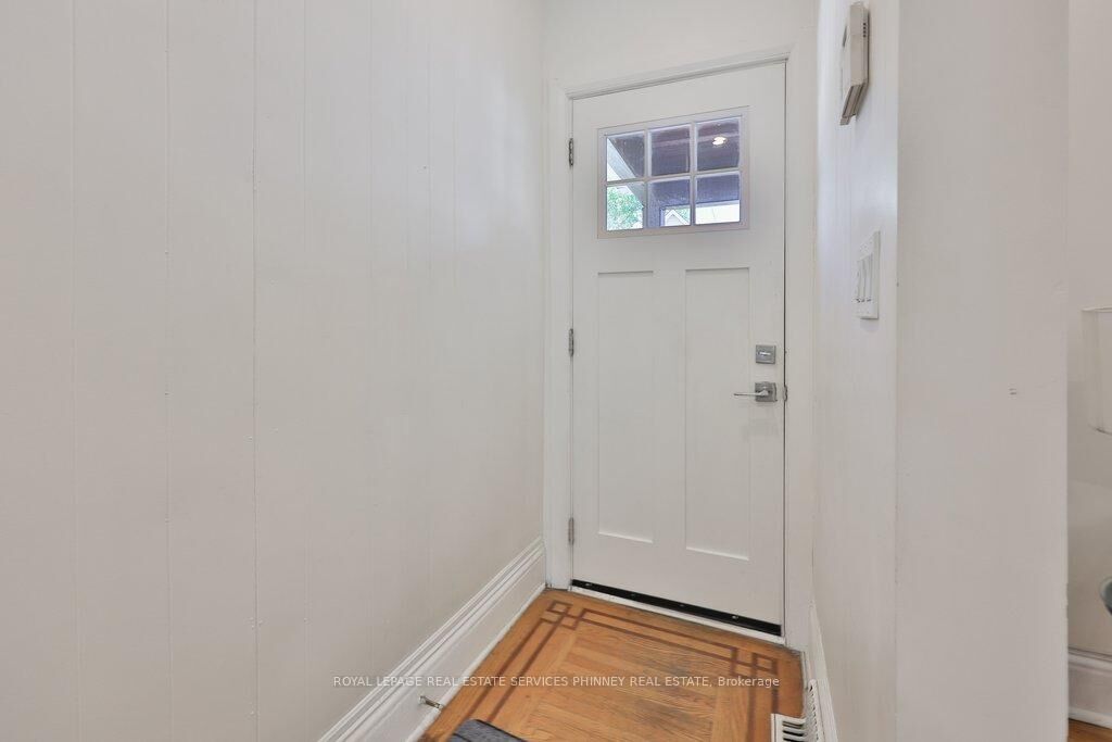 Property Photo:  88 Chestnut Avenue  ON L8L 6K9 
