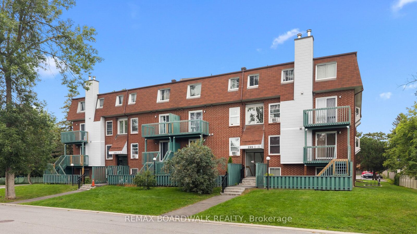 Property Photo:  299 Thomas Street 204  ON K7C 4B8 