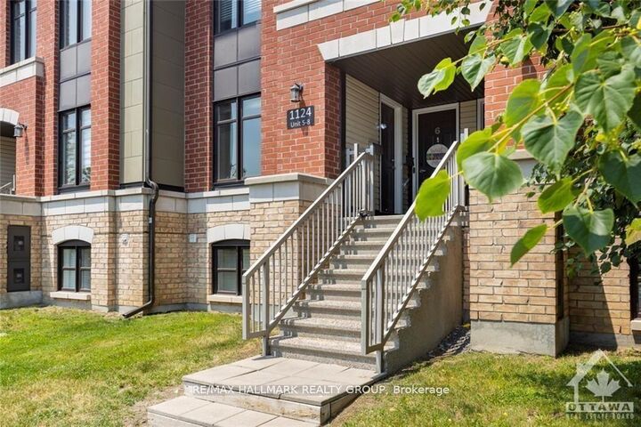 Property Photo:  1124 Docteur Corbeil Boulevard 5  ON K4K 0G9 