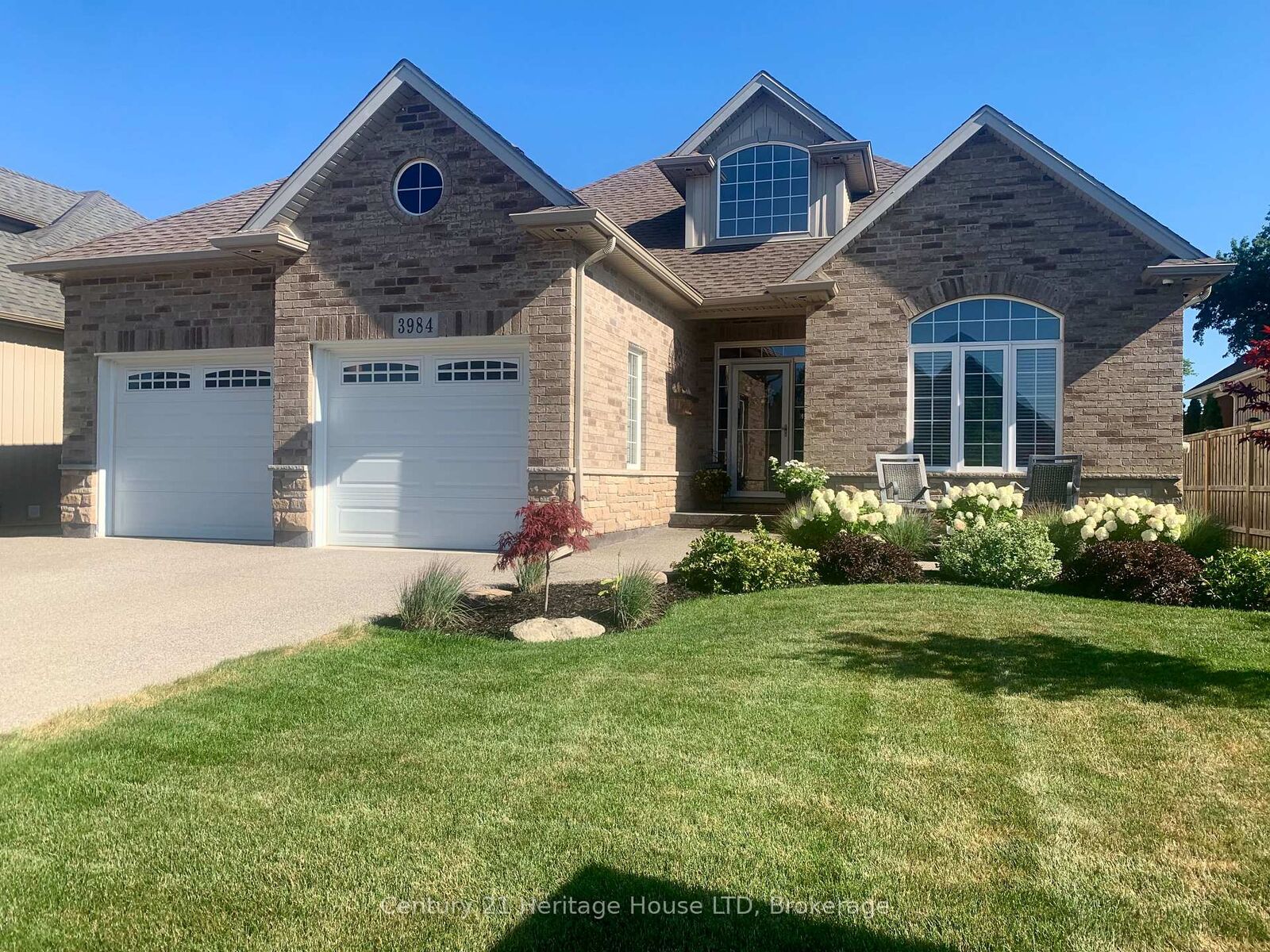 Property Photo:  3984 Village Creek Drive  ON L0S 1S0 