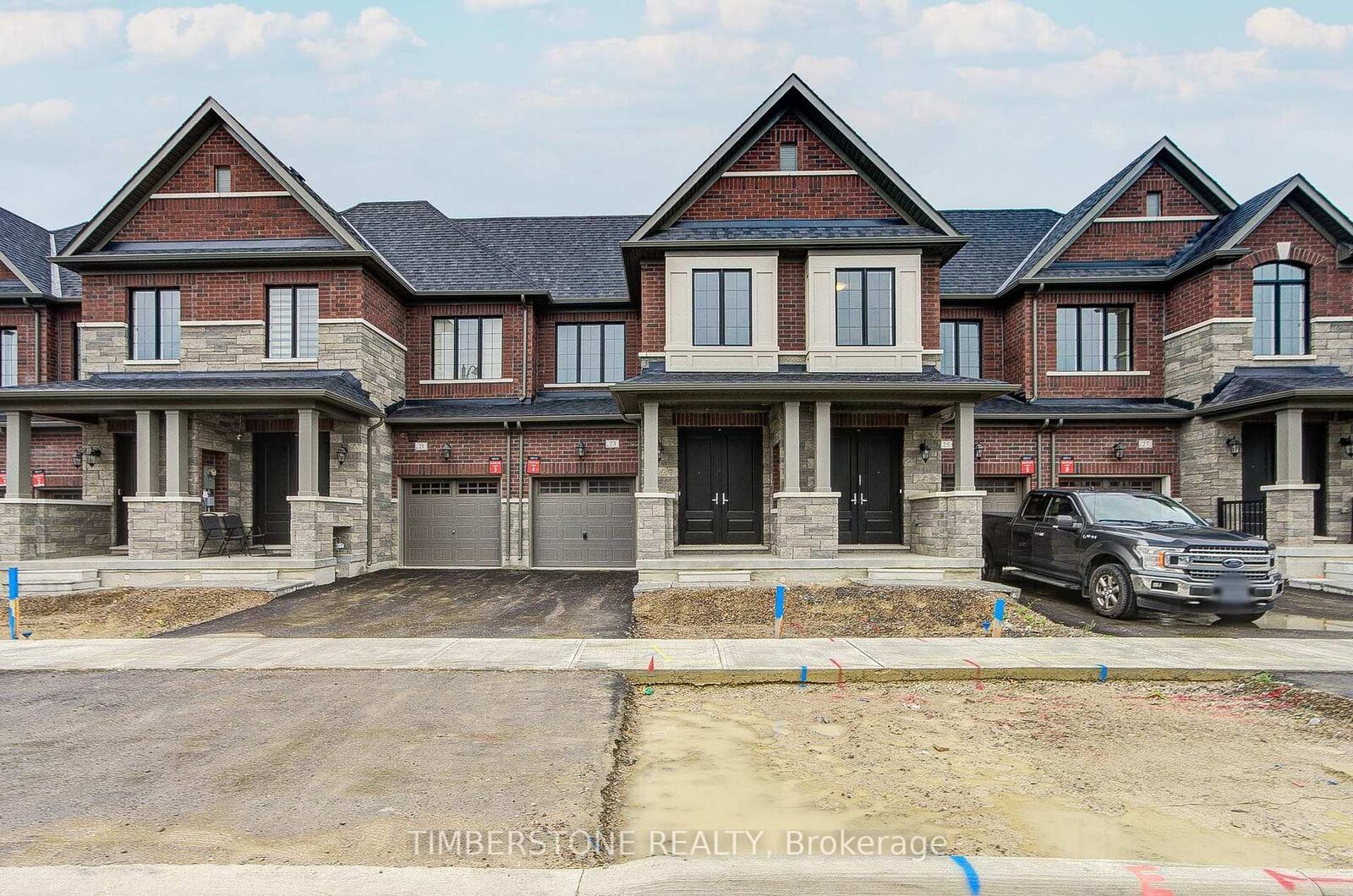 Property Photo:  23 Boswell Drive  ON L6P 4R7 