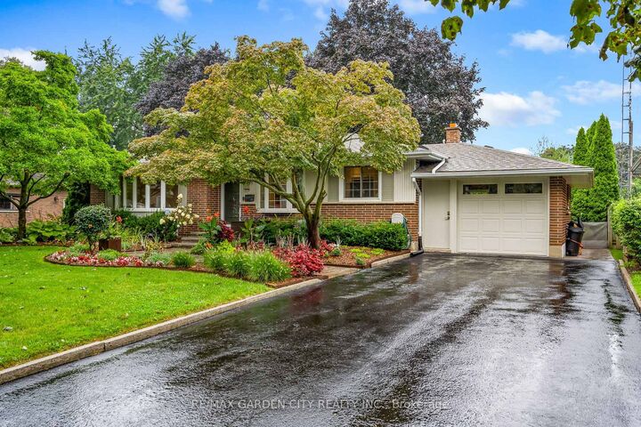 Property Photo:  13 Preston Drive  ON L2M 1X4 