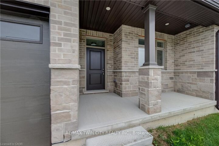 Property Photo:  48 Main Street E  ON N0J 1M0 