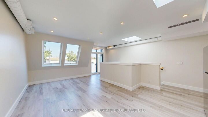 Property Photo:  57 Vine Avenue 301  ON M6P 1V6 