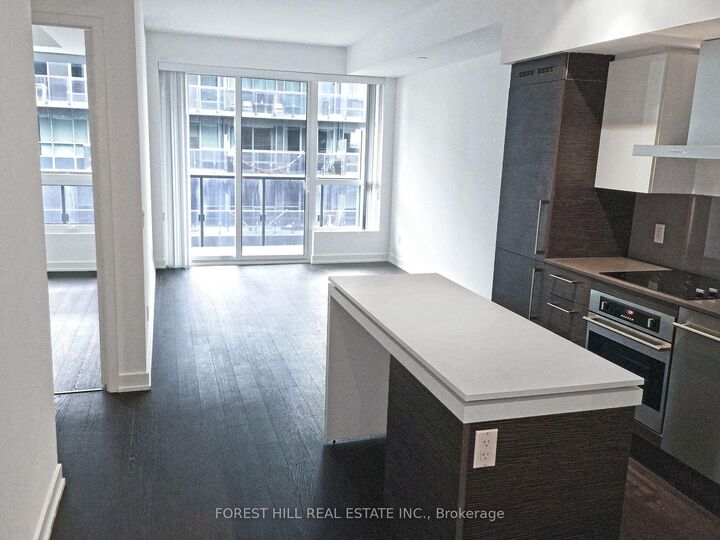 1030 King Street W 440 — photo 1