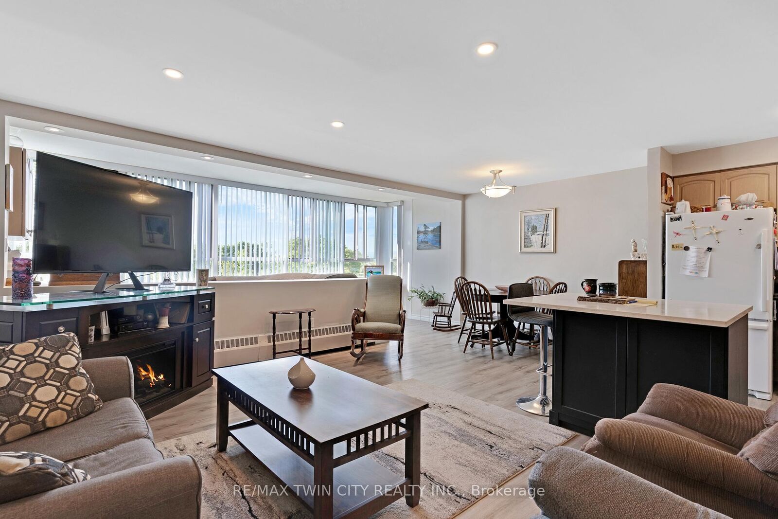 Property Photo:  24 Midland Drive 306  ON N2A 2A8 