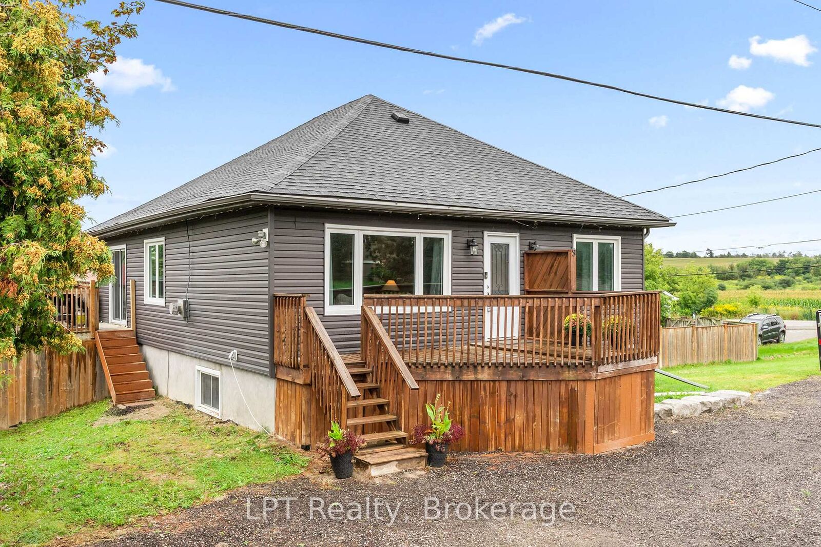Property Photo:  9 Lakeview Avenue  ON L0B 1E0 