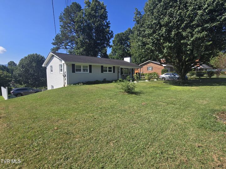 Property Photo: 503 Longview Drive TN 37604