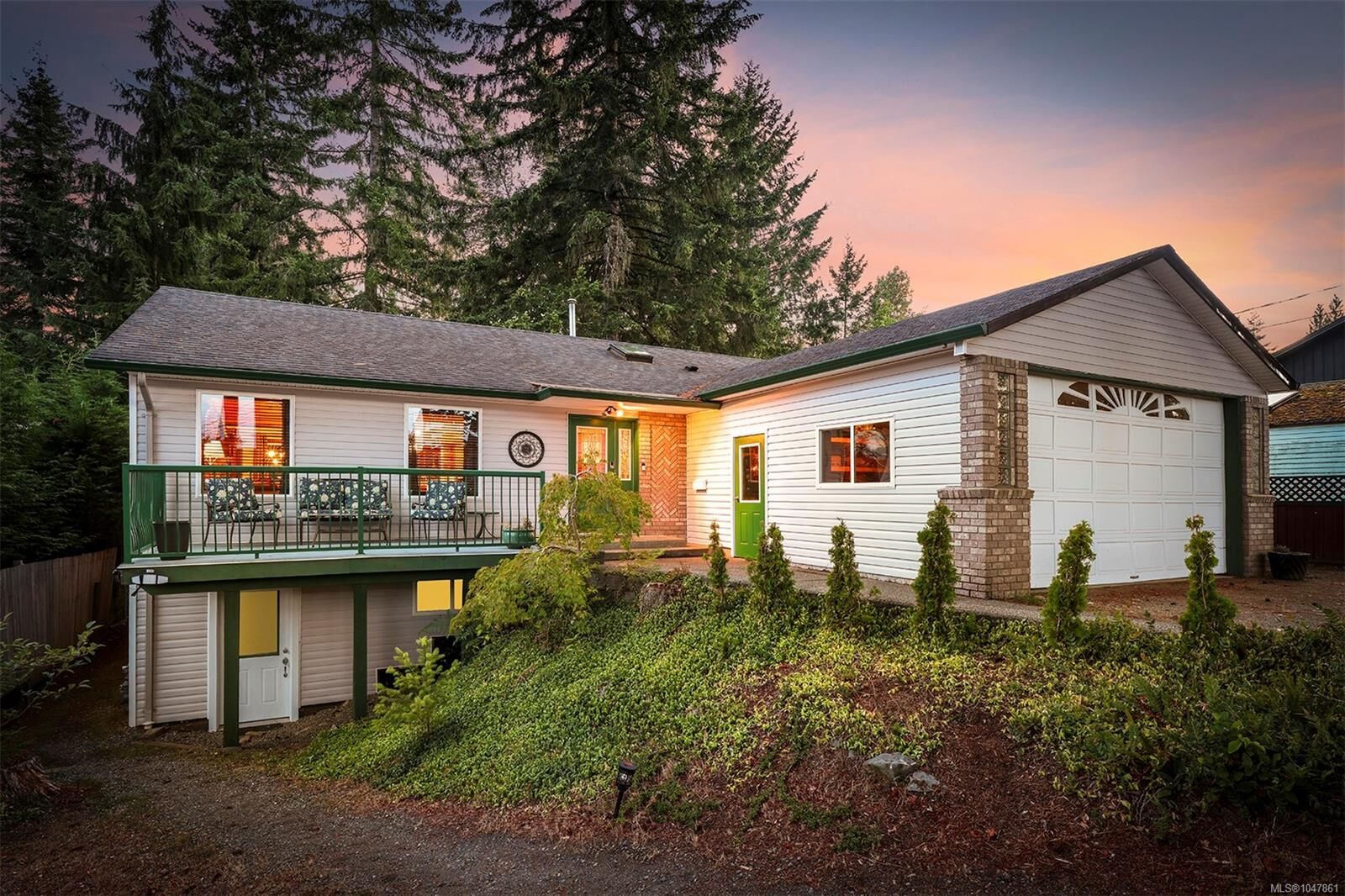 Property Photo:  2797 Keswick Ave  BC V0R 1S0 