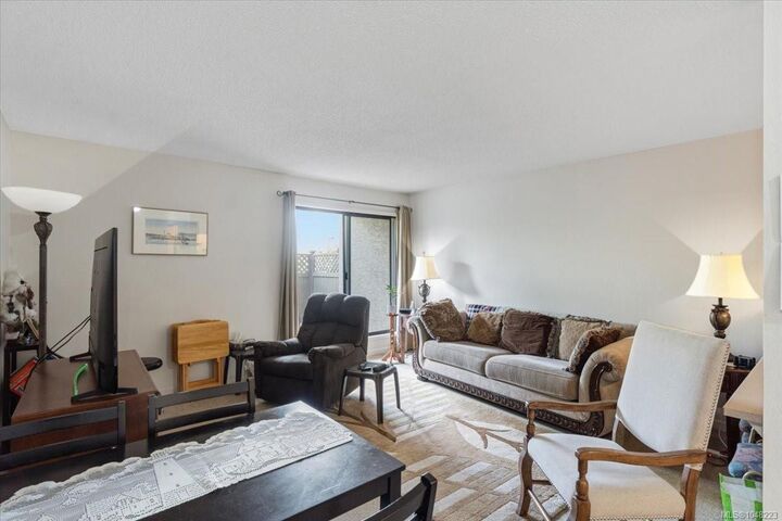 Property Photo:  345 Morison Ave #101  BC V9P 1P6 