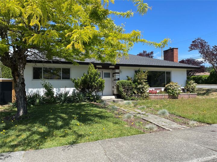 Property Photo:  3811 Morton St  BC V9Y 3V4 