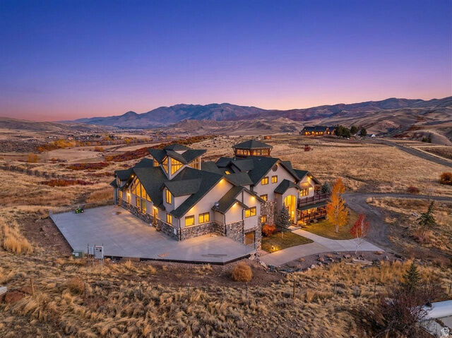 Property Photo:  246 E Woods Creek Dr  UT 84050 