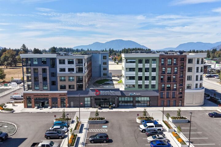 Property Photo:  46187 Thomas Road 303  BC V2R 6N9 
