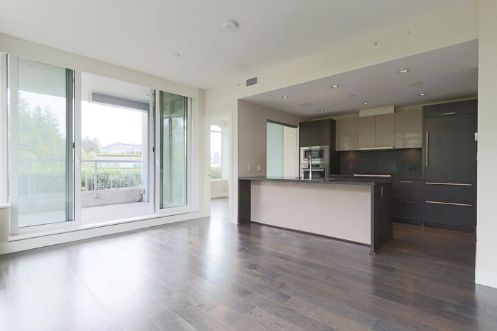 Property Photo:  866 Arthur Erickson Place Place 600  BC V7T 0B2 